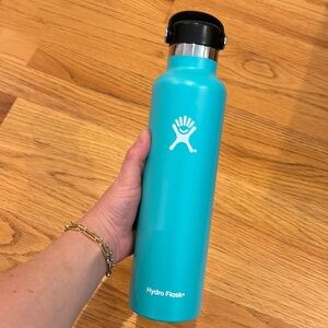 Tiffany Blue 24oz Hydroflask